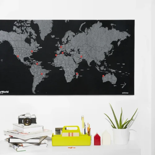 DearWorld – Black with country names